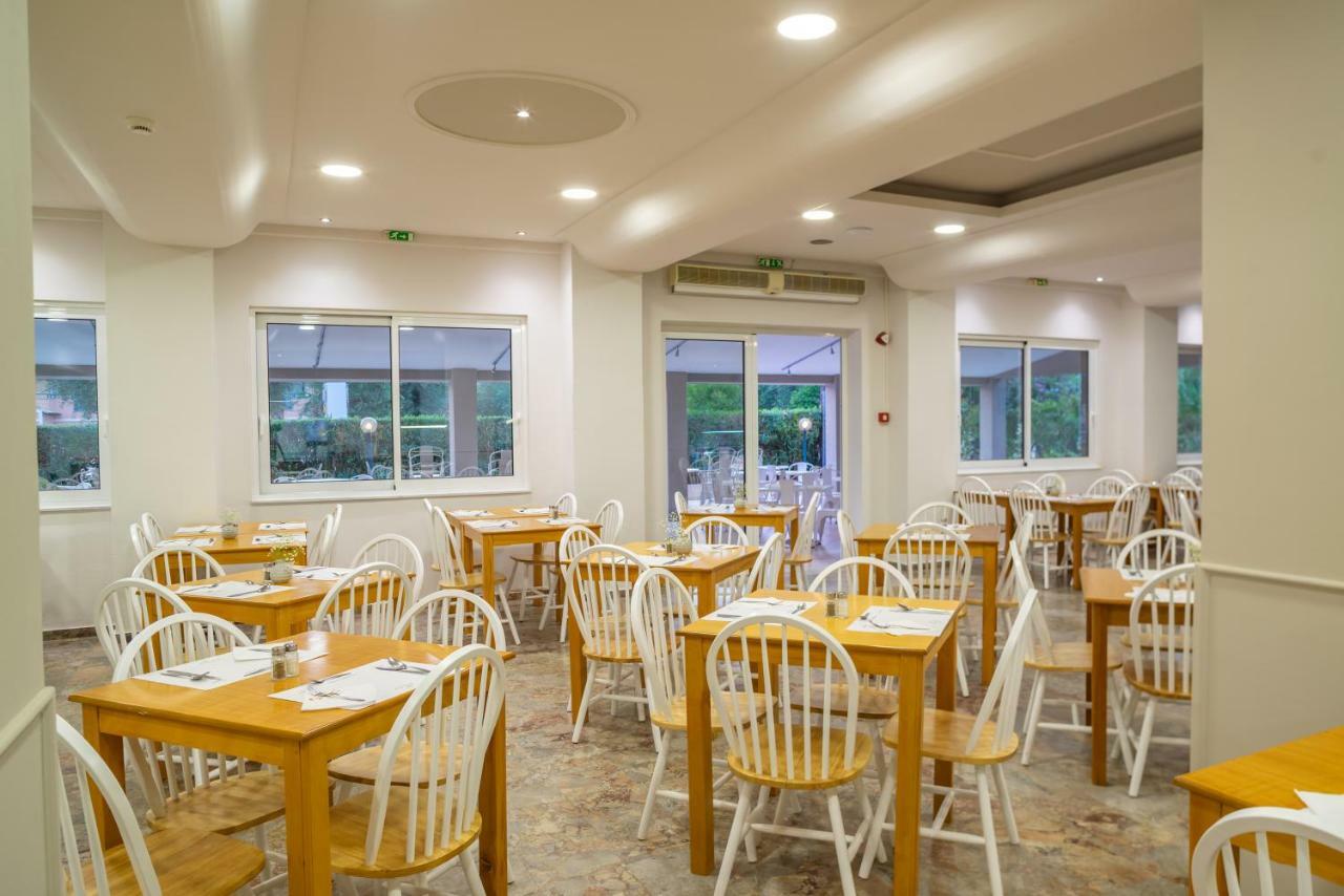 Cnic Gemini Hotel Mesongí Екстериор снимка